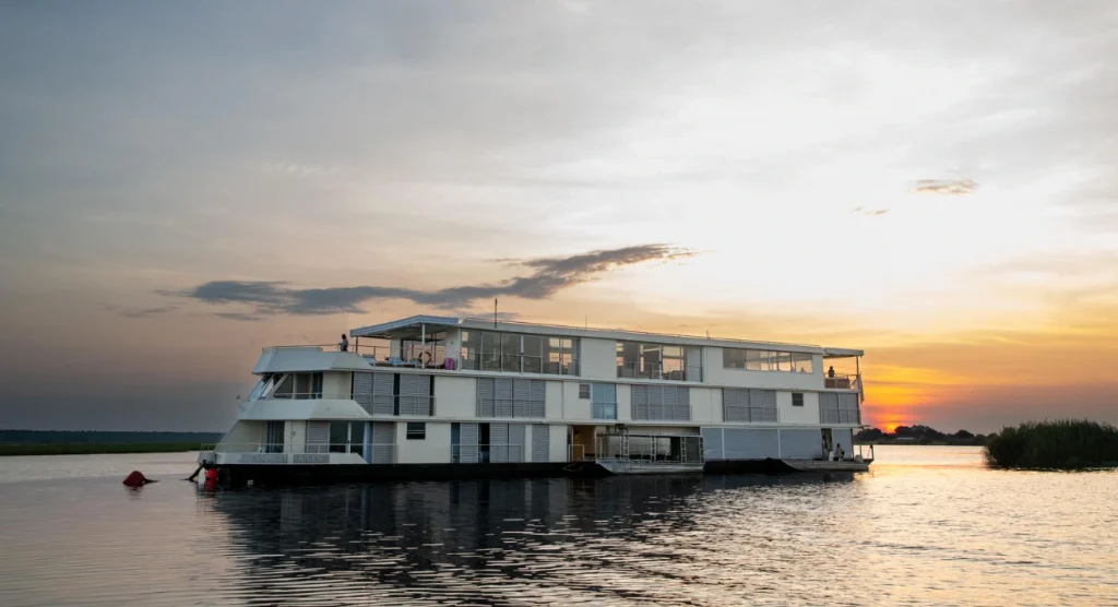 Lower Zambezi Cruise